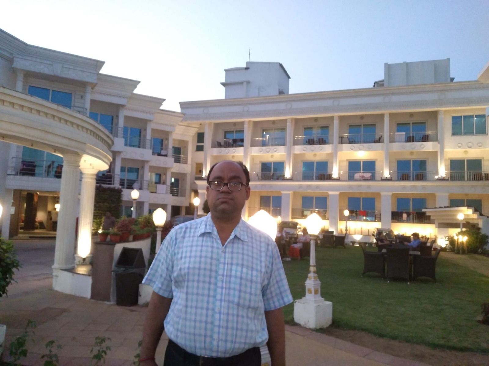 Dr. Suman Halder
